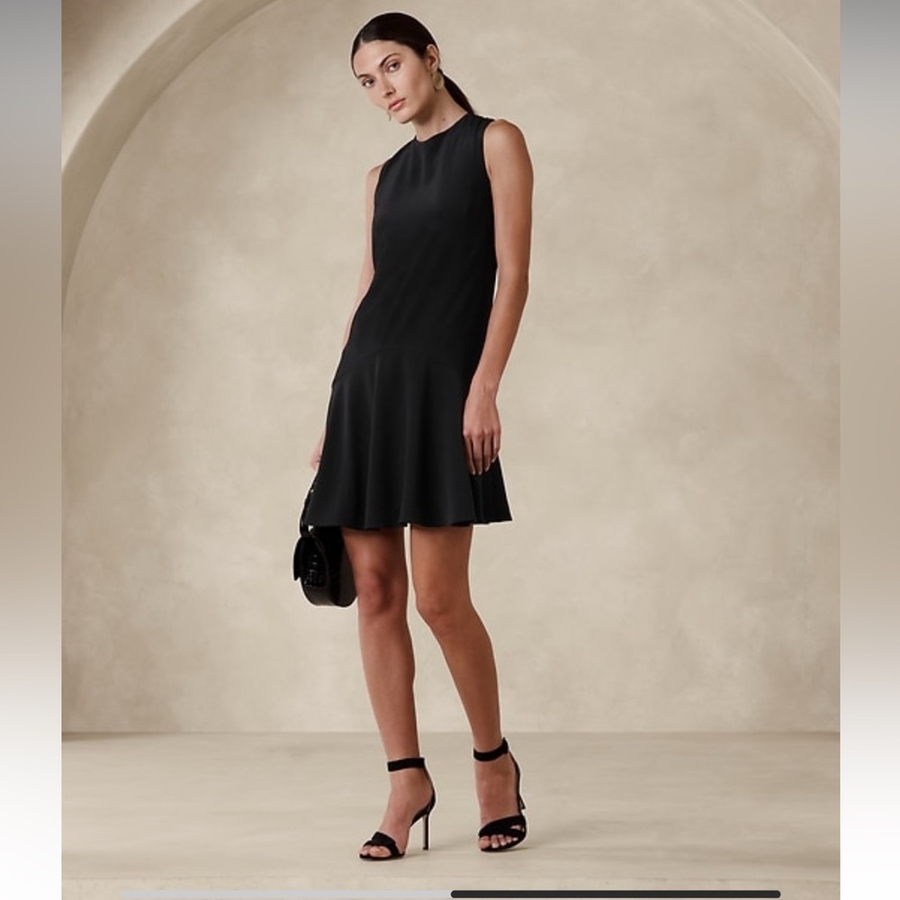 Banana Republic black Penelope Crepe Mini Dress size S